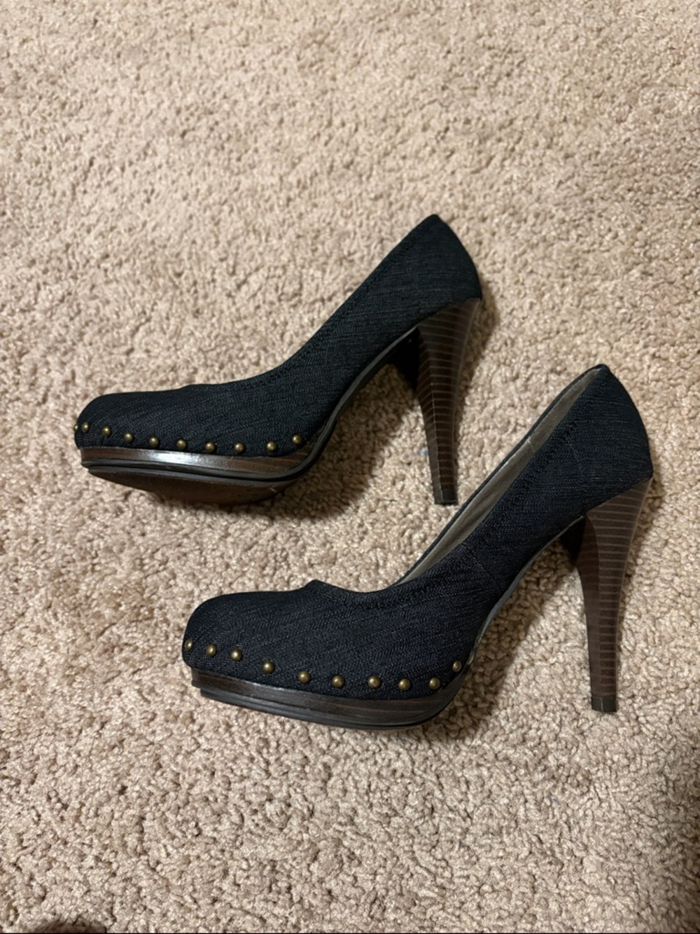 Massimo Jean Blue Studded Round-Toe Heels - Picture 6 of 7